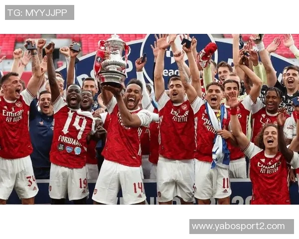 阿森纳官方宣布埃泽对水晶宫进球荣获球队十月最佳进球奖